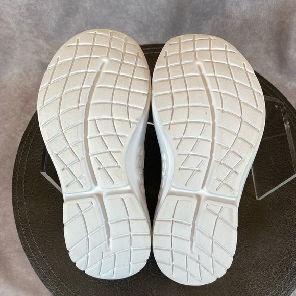 OOFOS OOmg EEzee Low Recovery Shoes Women's 5 - Picture 8 of 8